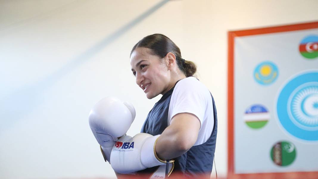 Milli Boksör Buse Naz, Avrupa Oyunları'nda yumruk sallayacak 3